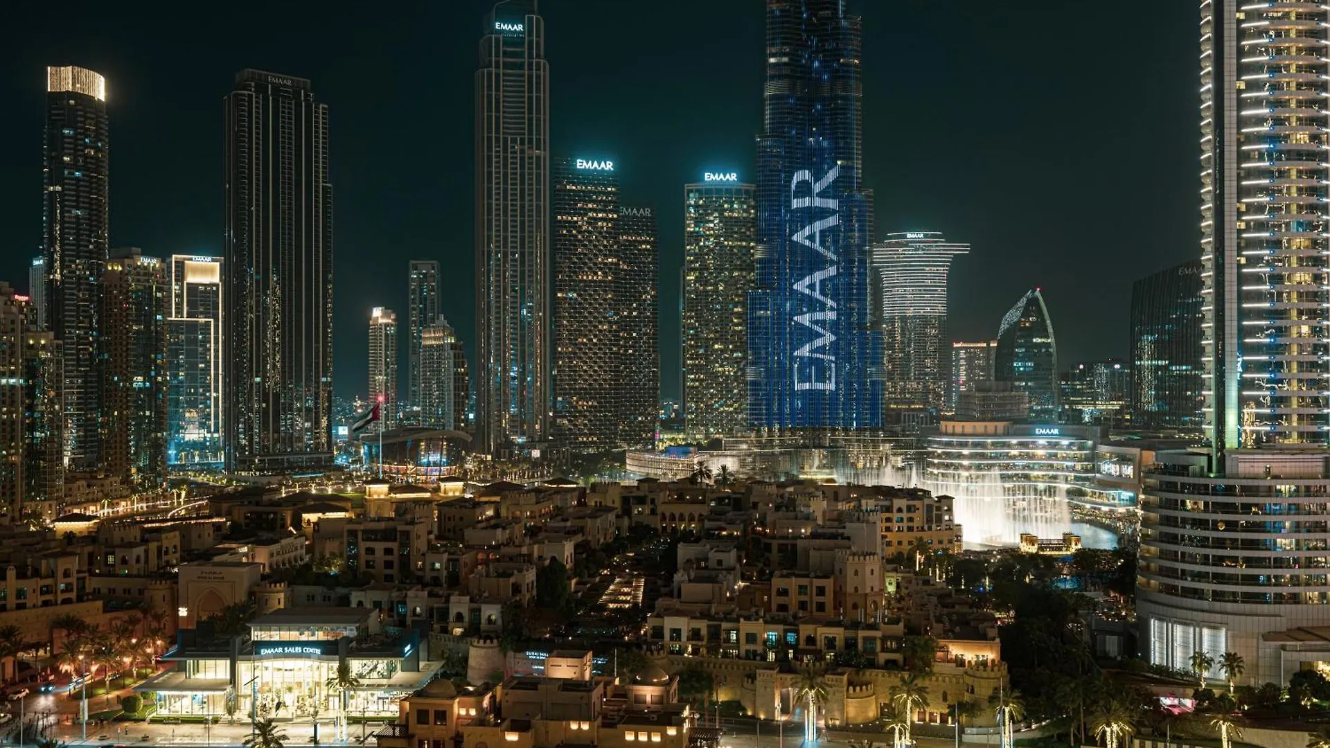 5 Minute Walk To The Fountains! Full Burj Khalifa View! 5-Star Pool & Gym! Apartment Dubai 0*,