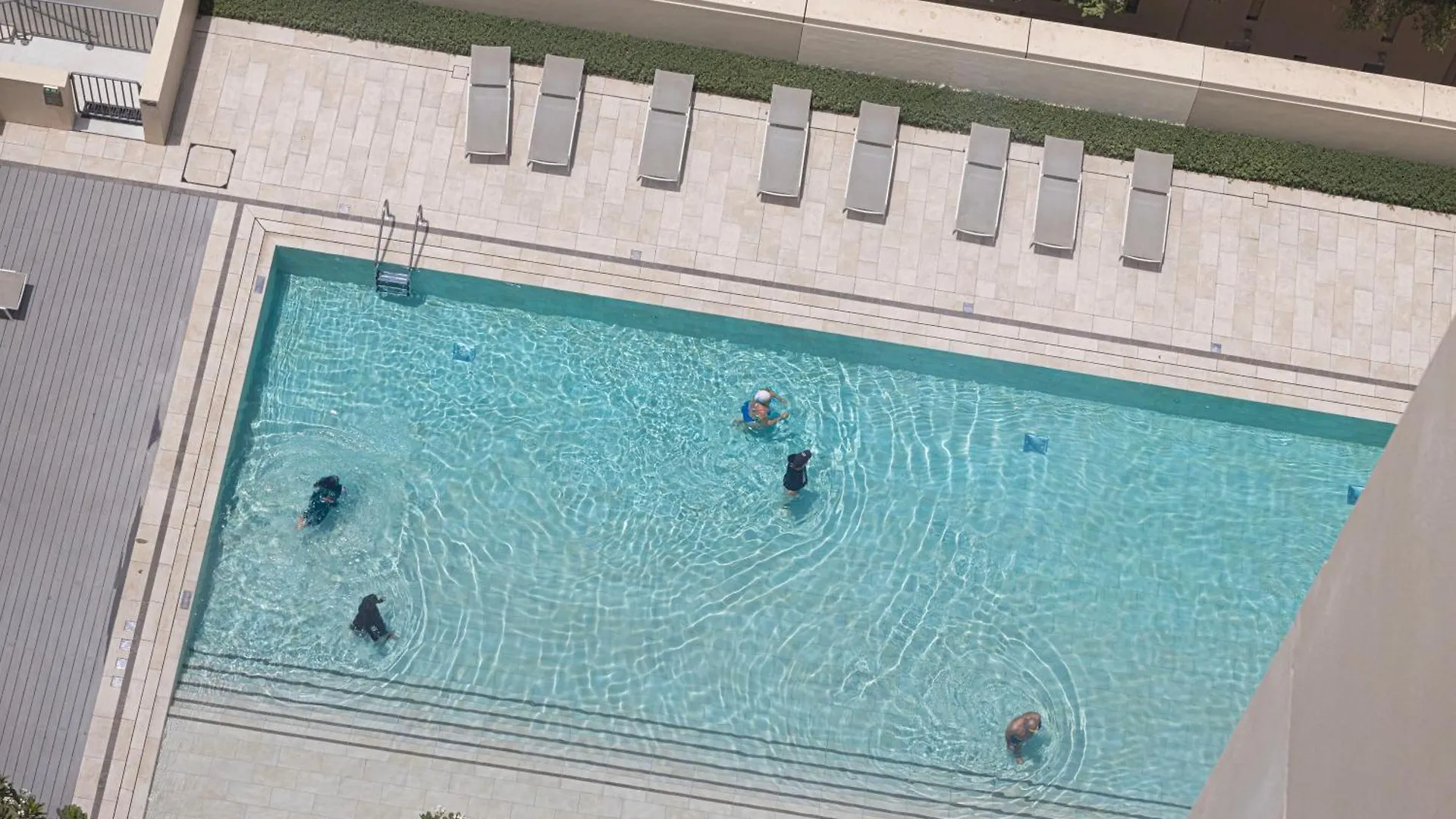5 Minute Walk To The Fountains! Full Burj Khalifa View! 5-Star Pool & Gym! Apartment Dubai