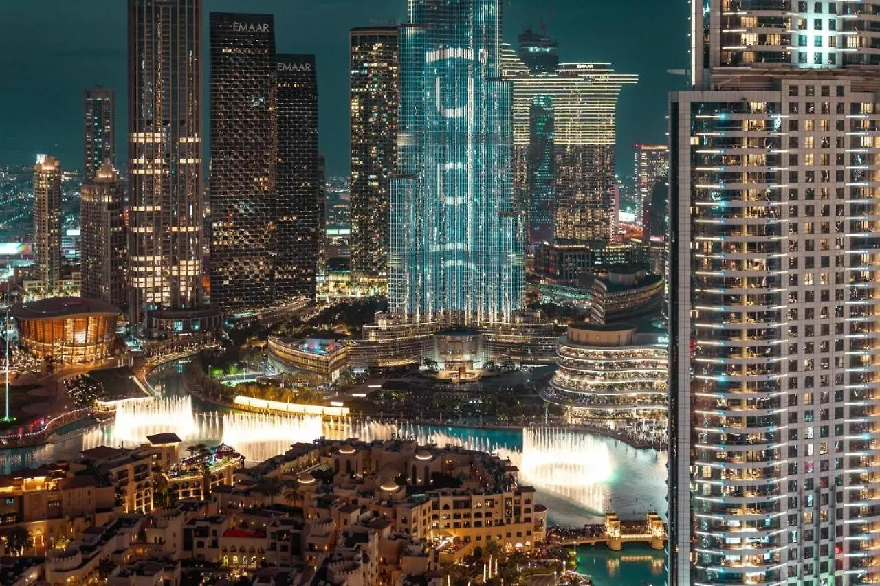 5 Minute Walk To The Fountains! Full Burj Khalifa View! 5-Star Pool & Gym! Apartment Dubai