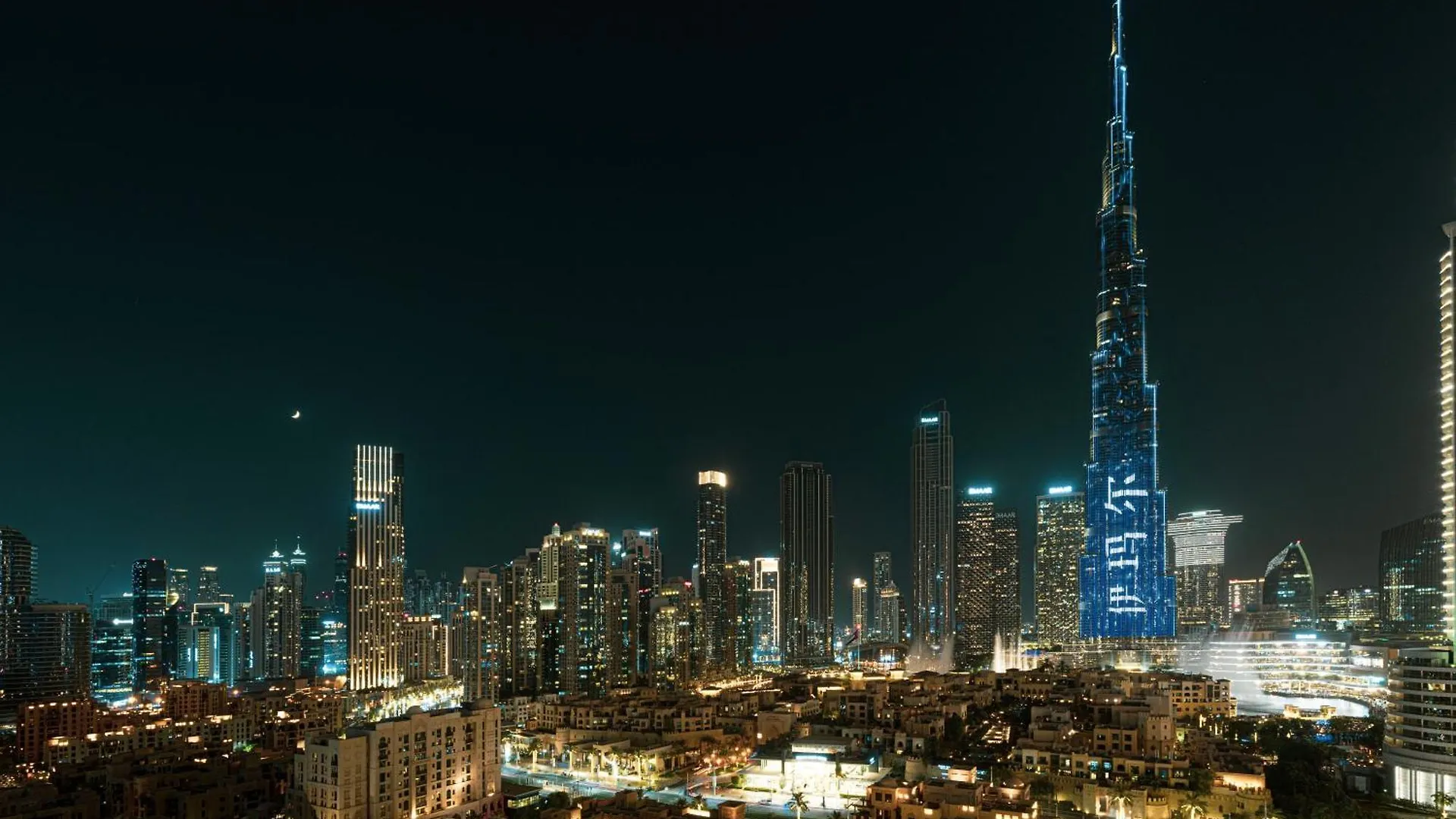 5 Minute Walk To The Fountains! Full Burj Khalifa View! 5-Star Pool & Gym! Apartment Dubai